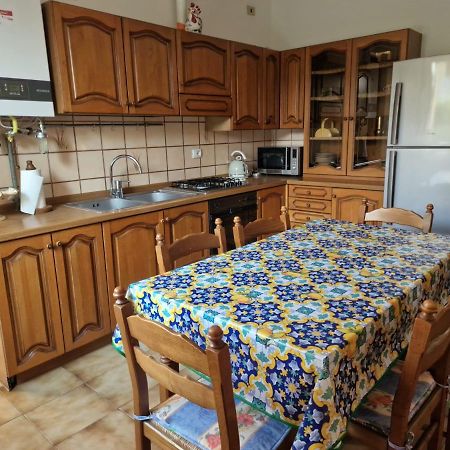 Omary Apartment Colà Екстериор снимка